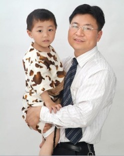 湖南易達塑業(yè)有限公司官網(wǎng)_PE鋼帶管_PE波紋管_PP-HM波紋管_PE纏繞管_PE給水管_CPVC電力管_路燈管_PE頂管_硅芯管